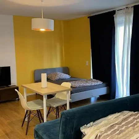 Urban Nest Prime 3br With Spacious Hall & Kitchen Apartment *