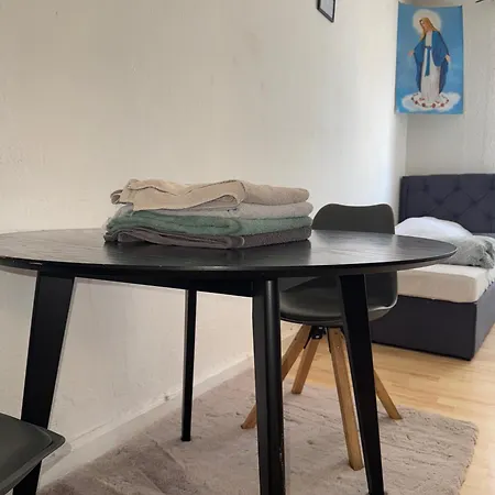 Urban Nest Prime 3br With Spacious Hall & Kitchen *