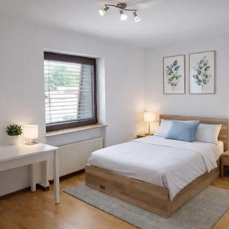 Lejlighed Urban Nest Prime 3br With Spacious Hall & Kitchen Kelkheim