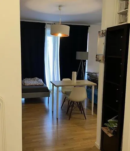 Urban Nest Prime 3br With Spacious Hall & Kitchen *