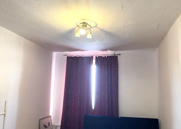 Apartment Urban Nest Prime 3br With Spacious Hall & Kitchen Kelkheim