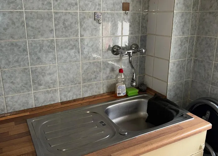 Apartment Urban Nest Prime 3br With Spacious Hall & Kitchen Kelkheim